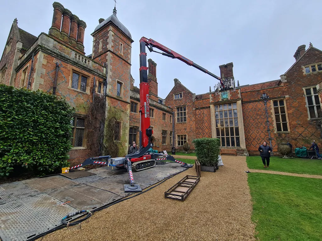 Media Lifting Solutions gallery of specialist lifting equipment