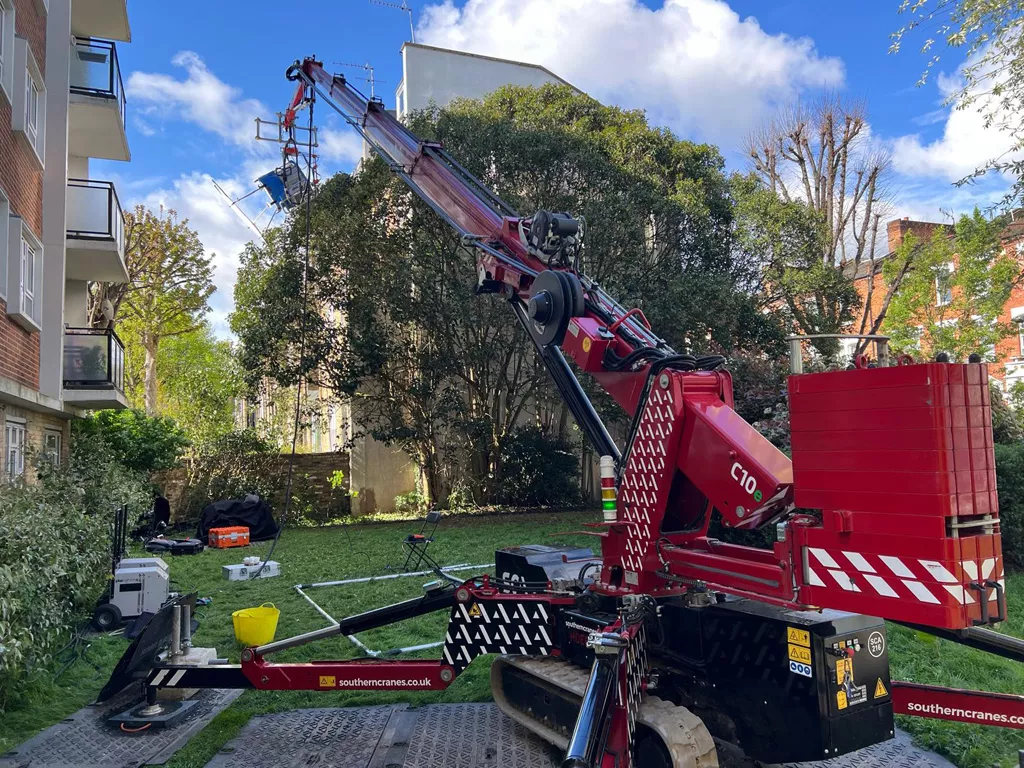 Media Lifting Solutions gallery of specialist lifting equipment