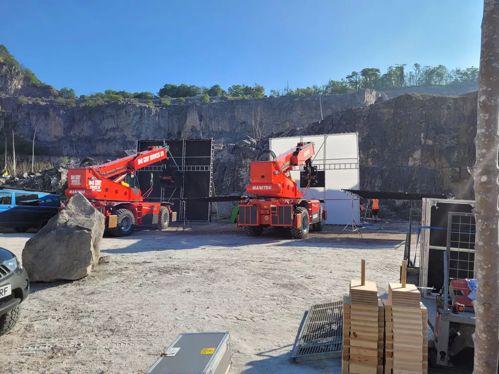 Media Lifting Solutions gallery of specialist lifting equipment