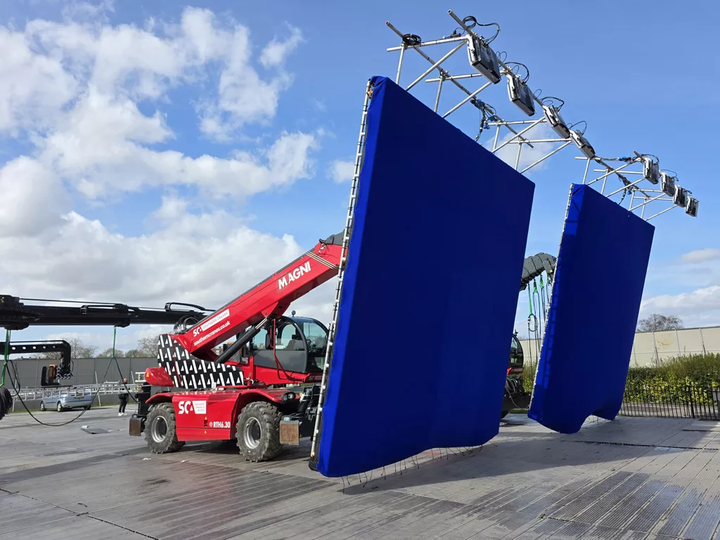 Media Lifting Solutions gallery of specialist lifting equipment